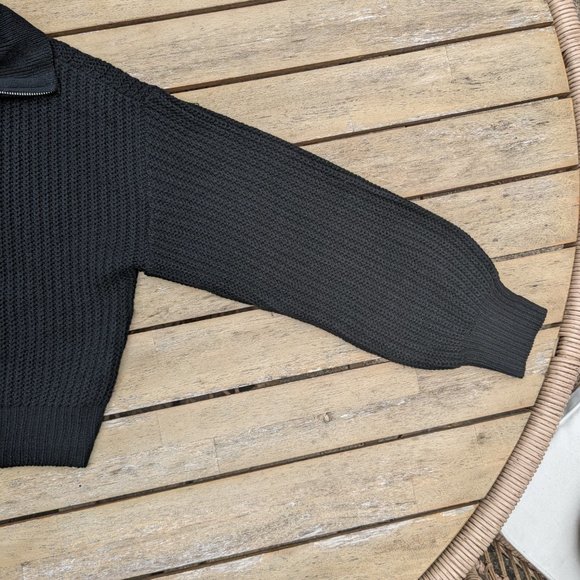 Cropped Full-Zip Collared Sweater - Picture 3 of 8